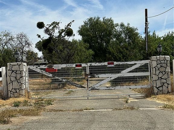2nd image of 21520 Gold Valley Rd