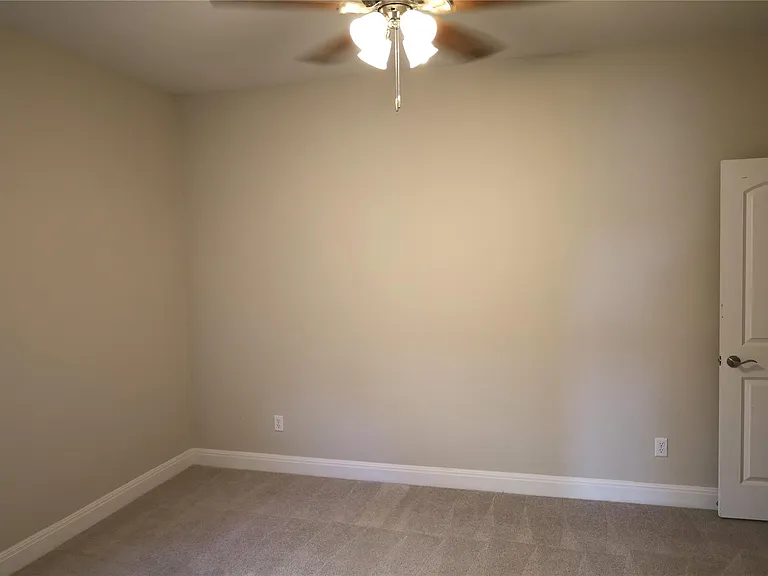 169 Isabella Way — Photo 12
