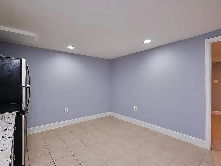 144 Webster St NE — Photo 4