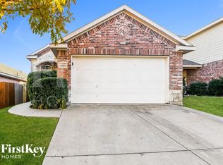 5829 Parkview Hills Ln, Fort Worth, TX 76179