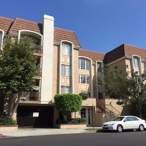 11669 Rochester Ave #201 Photo 1