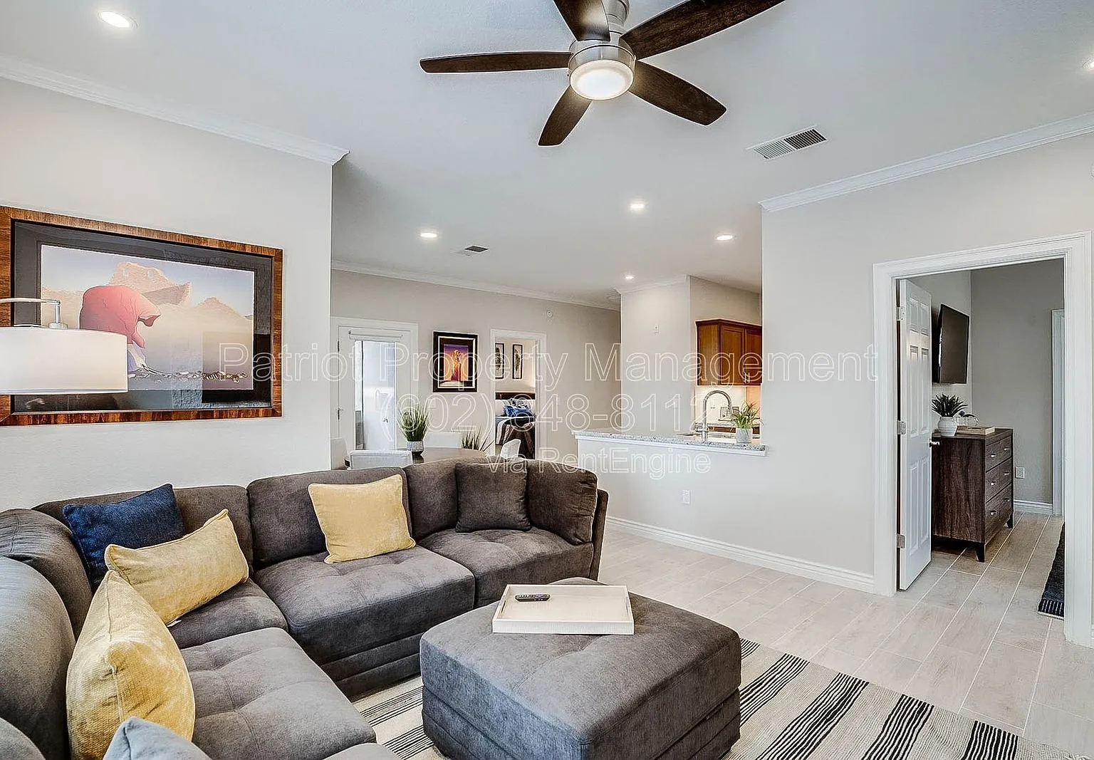 2 bed, 2.0 bath, 972 sqft, $2,800 — Photo 3