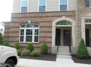 6946 Kona Dr, Gainesville, VA 20155