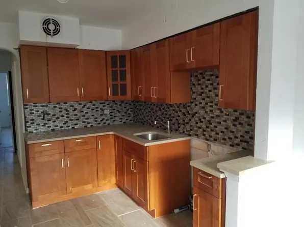 1158 E 83rd St, Brooklyn, NY 11236