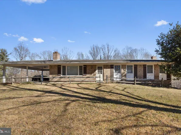 5821 Carol Ct, Huntingtown, MD 20639