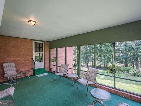 5th image of 7508 Allan Ave