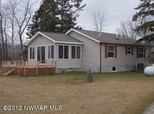 5978 Bay Dr NW, Williams, MN 56686