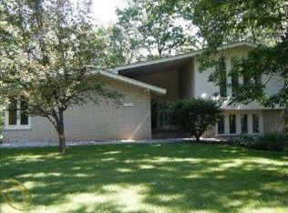 4430 Patrick Rd, West Bloomfield, MI 48322