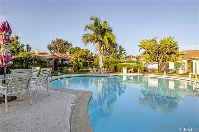 3 bed, 3.5 bath, 2400 sqft, $5,500 — Photo 1