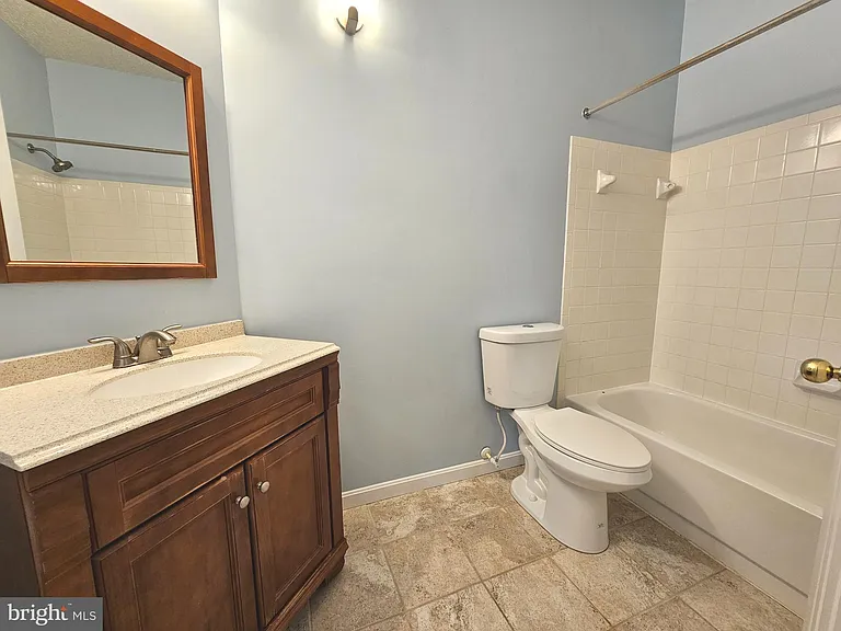 6005 Rosebud Ln #301 — Photo 25