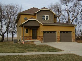 3028 Soldier Ridge Dr, Fort Dodge, IA 50501