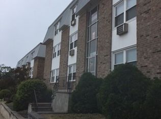 735 N Main St #8, Fall River, MA 02720