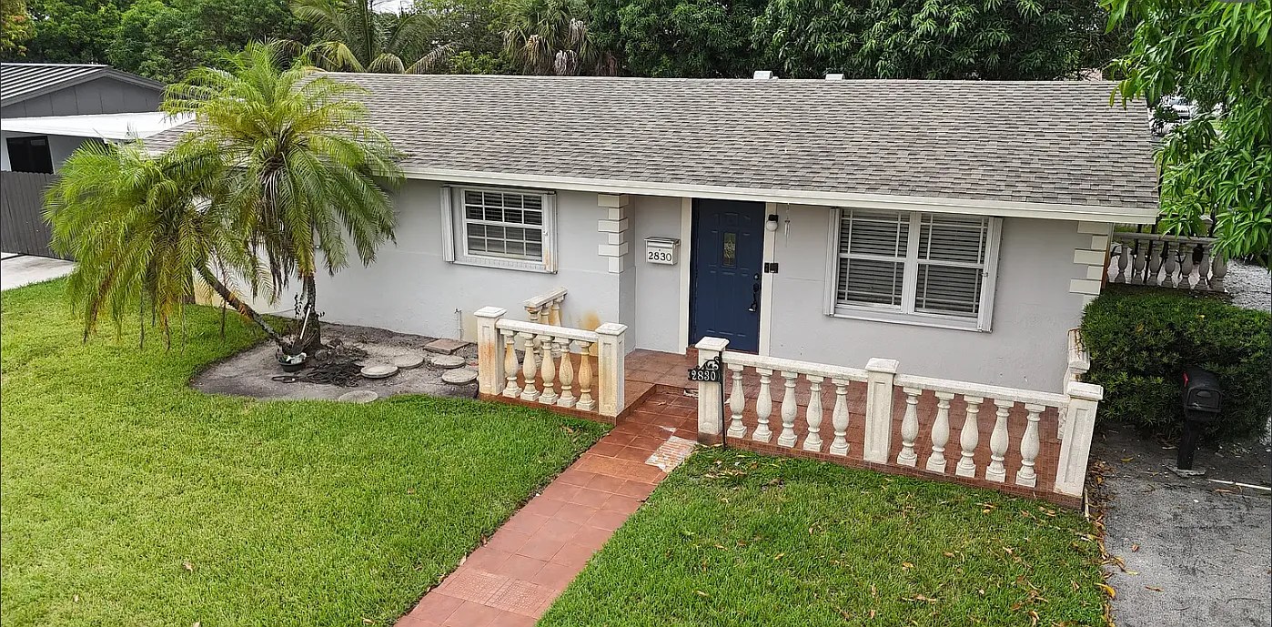 3 bed, 1.0 bath, $2,800 — Photo 1