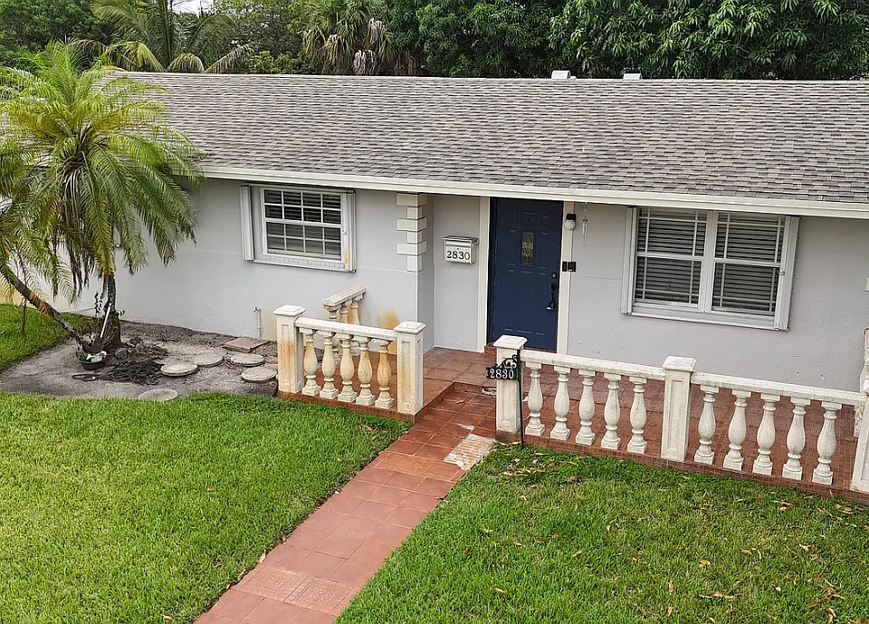 2830 NW 209th Ter #FRONT