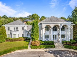 102 Hemlock Way, Ellwood City, PA 16117
