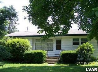 2128 Riverside Dr, Bethlehem, PA 18015