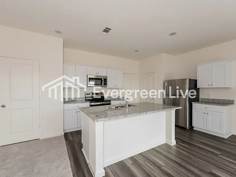 6060 Mojave Dr — Photo 5