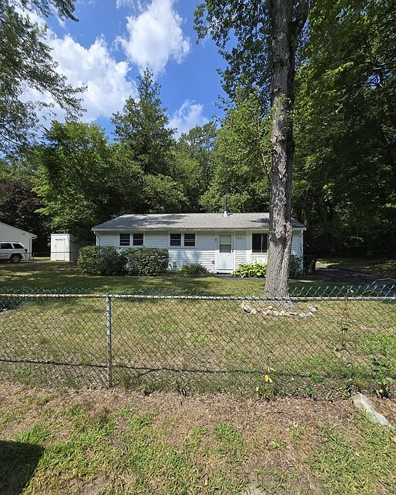 1st image of 41 Potter Dr