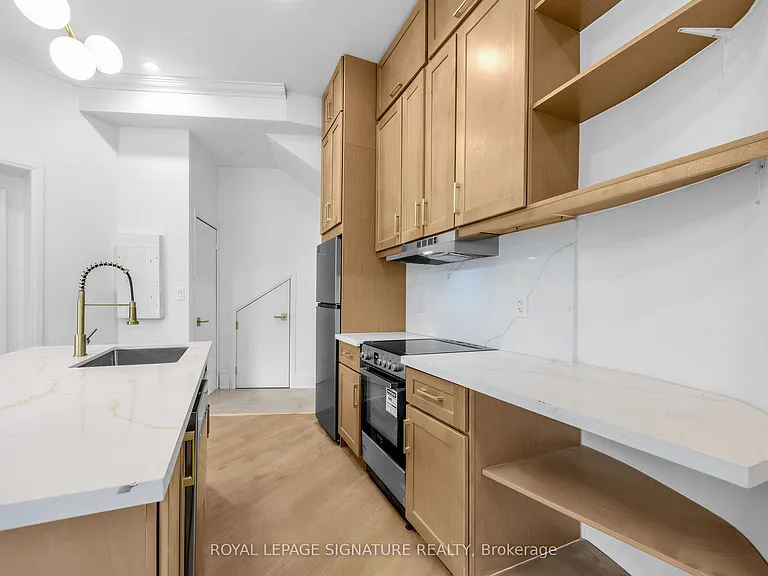 1 Bellwoods Park #1A — Photo 8