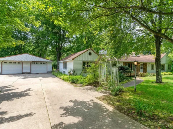 3636 E Monroe Rd, Midland, MI 48642