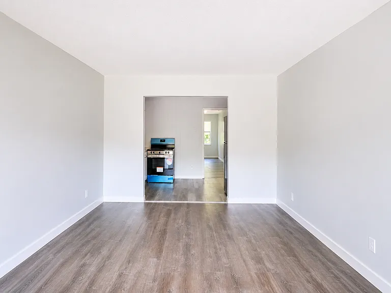 1068 Wooddale Church Rd #207 — Photo 3