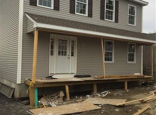 8 McCann Pl, Providence, RI 02906