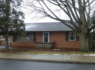 20 Landis Rd, Ephrata, PA 17522