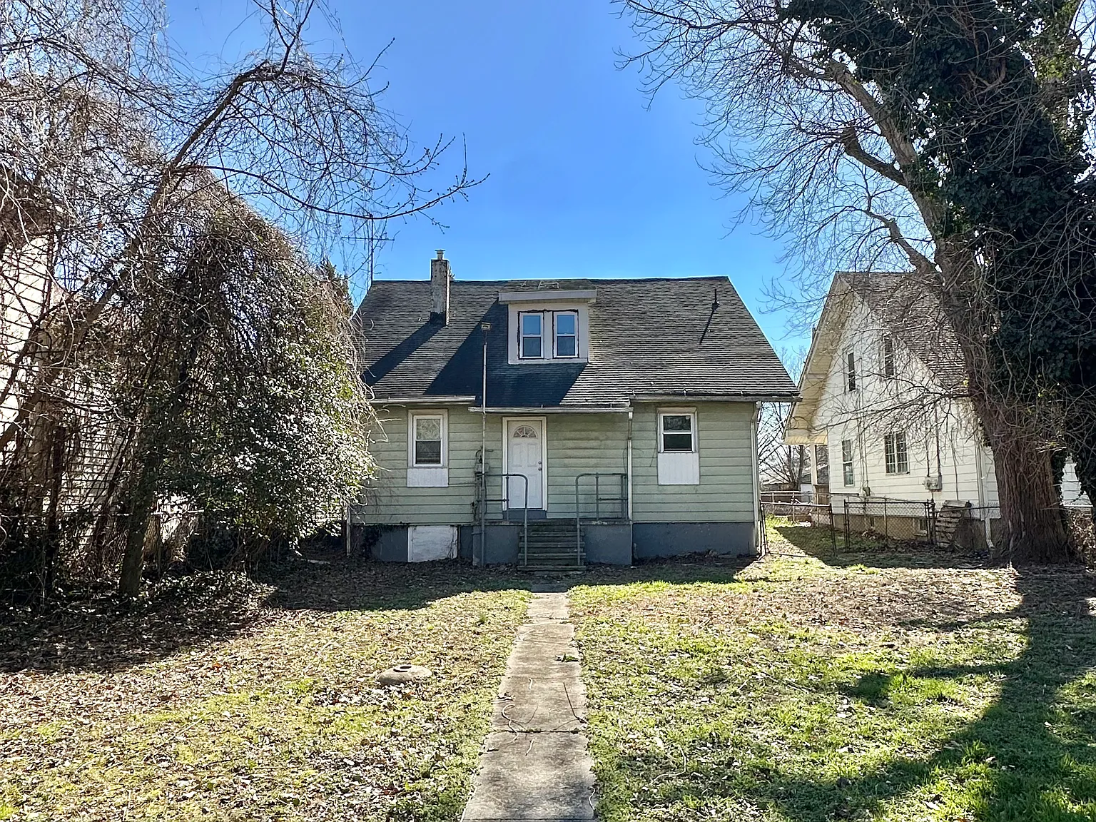 4 bed, 1710 sqft, $2,150 — Photo 2