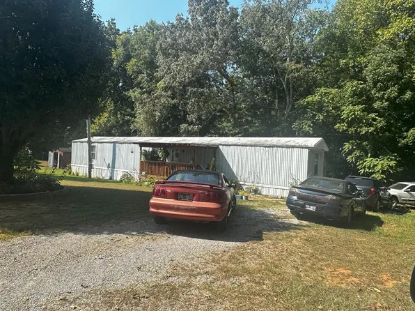 101 Gibbons Rd, Cookeville, TN 38506