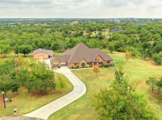 2867 Canyon Rd, Goldsby, OK 73093