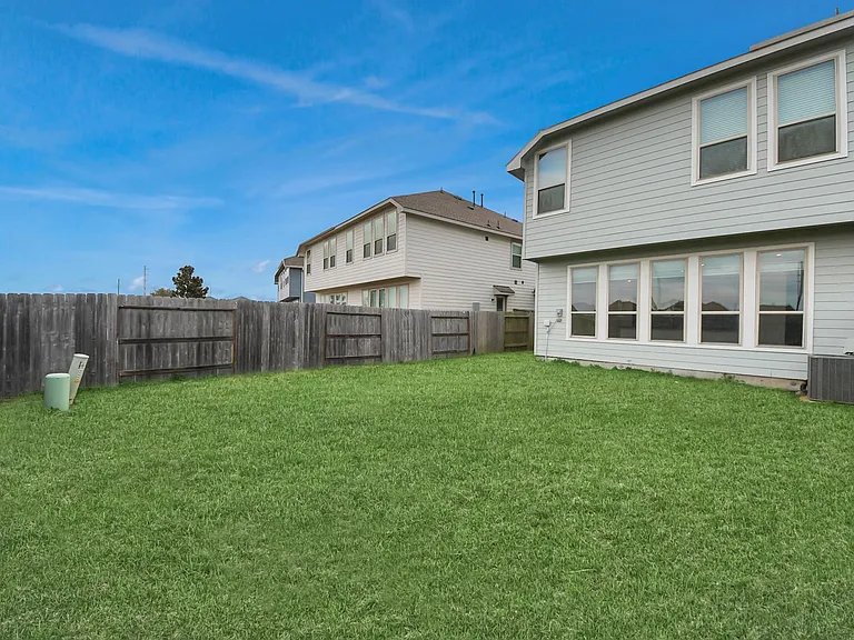 22658 Sutherland Bend Ln — Photo 35