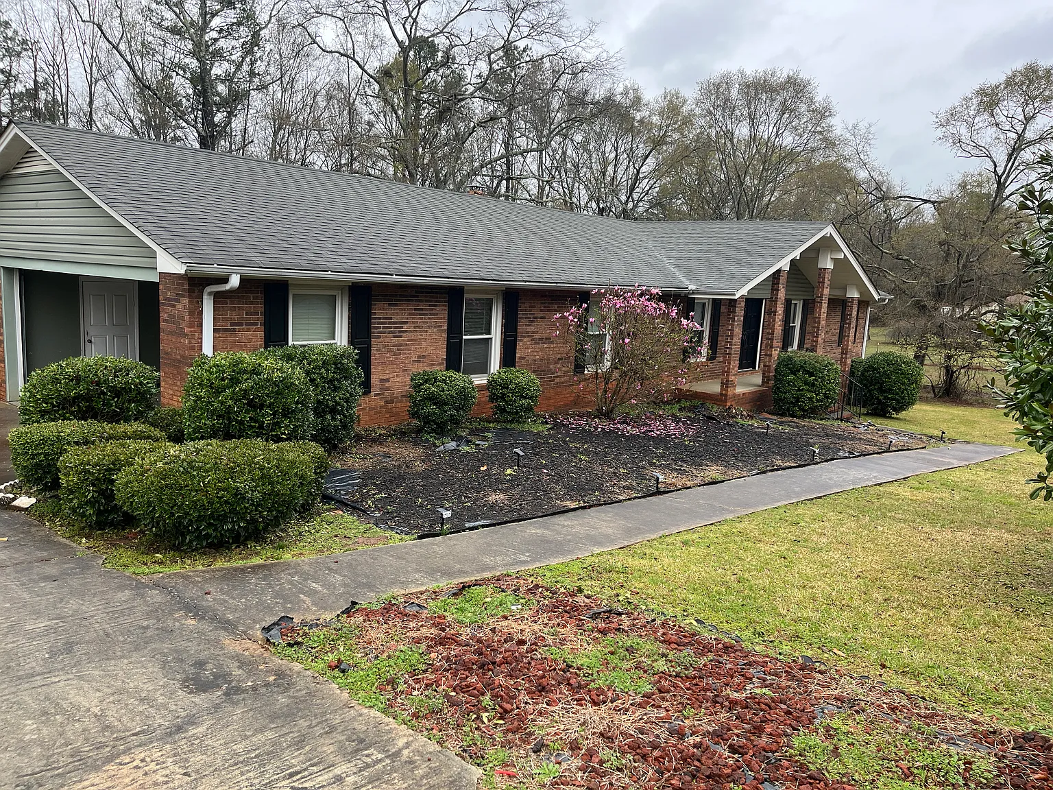 3 bed, 1300 sqft, $1,850 — Photo 3
