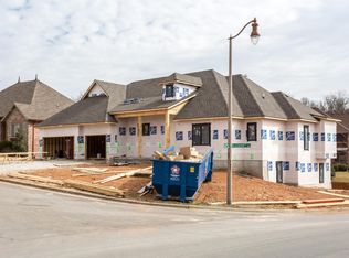 5898 S Teters Ct, Springfield, MO 65804