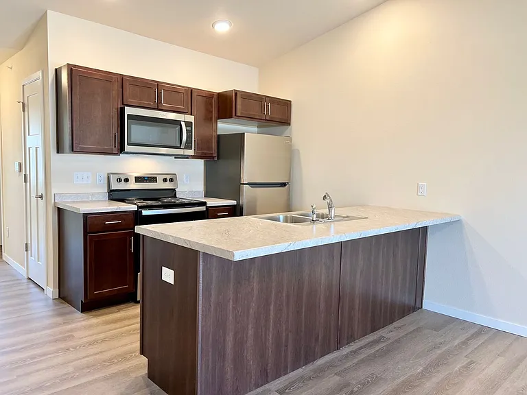 1419 Pine St #9 — Photo 12