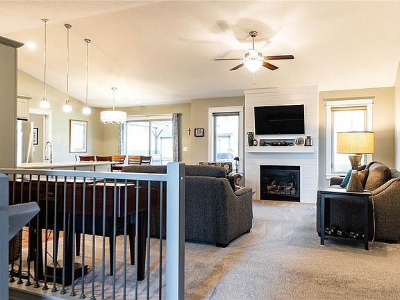 3rd image of 1550 Seagrass Ave