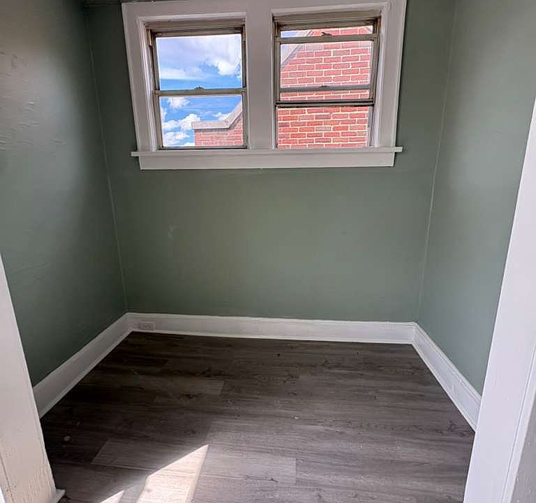 1st image of 274 S 8th St