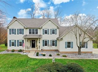 2910 Fallehn Dr, Cortland, OH