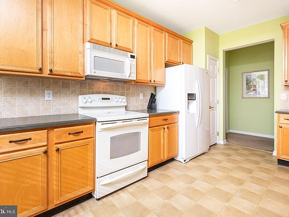 3rd image of 38335 N Mill Ln Unit 130