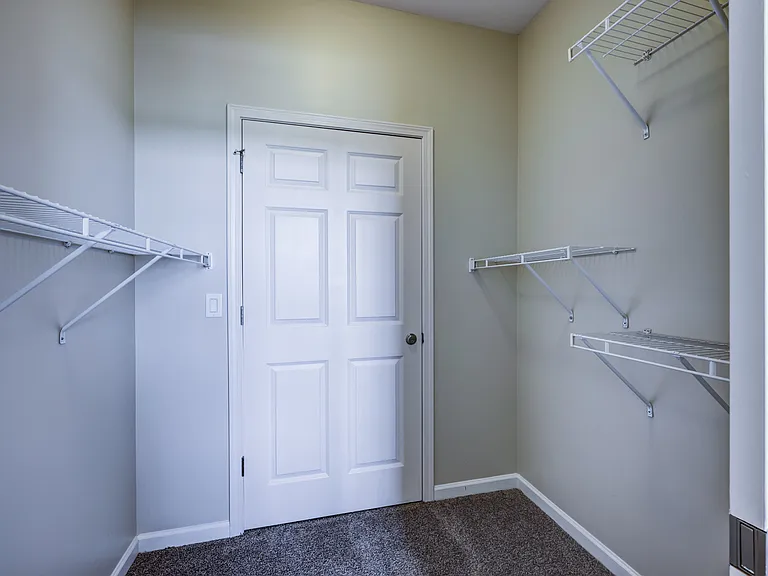 Avondale 55+ Apartments — Photo 13