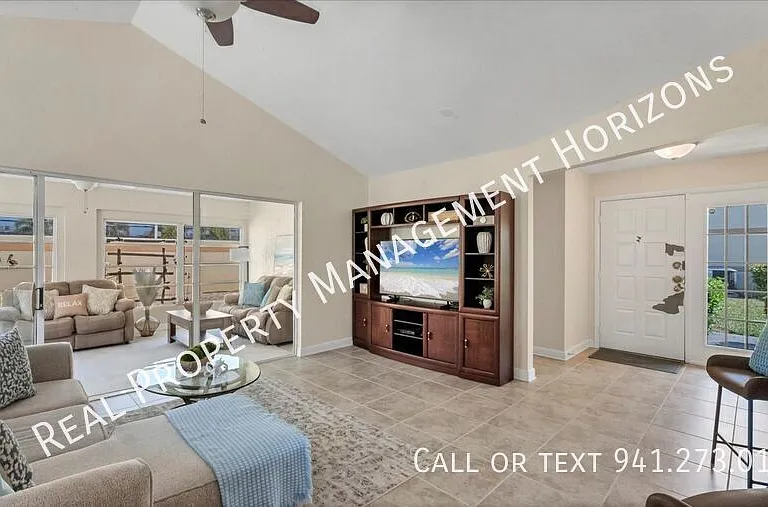 3613 57th Avenue Dr W — Photo 3