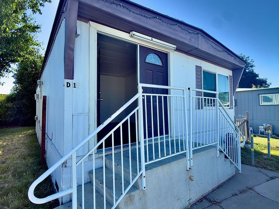 2nd image of 6435 Orange Ave Space D12