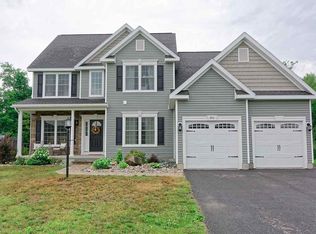 204 Hickory Ridge Rd, Amsterdam, NY 12010