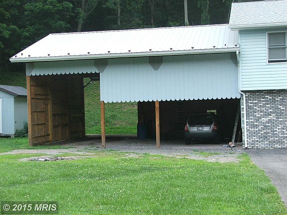 3 Bay Carport