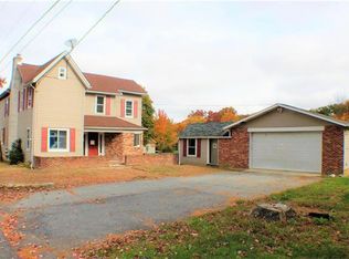 8687 Jones Rd, Slatington, PA 18080