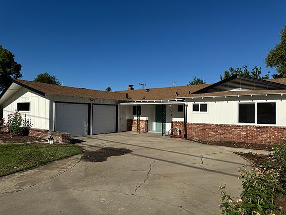 2nd image of 1837 N Sierra Vista Ave