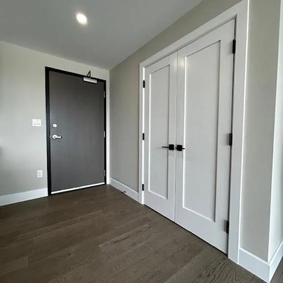 140 Main St E #203 — Photo 19