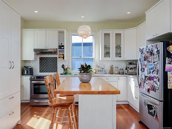 4th image of 2130 Ridge Rd