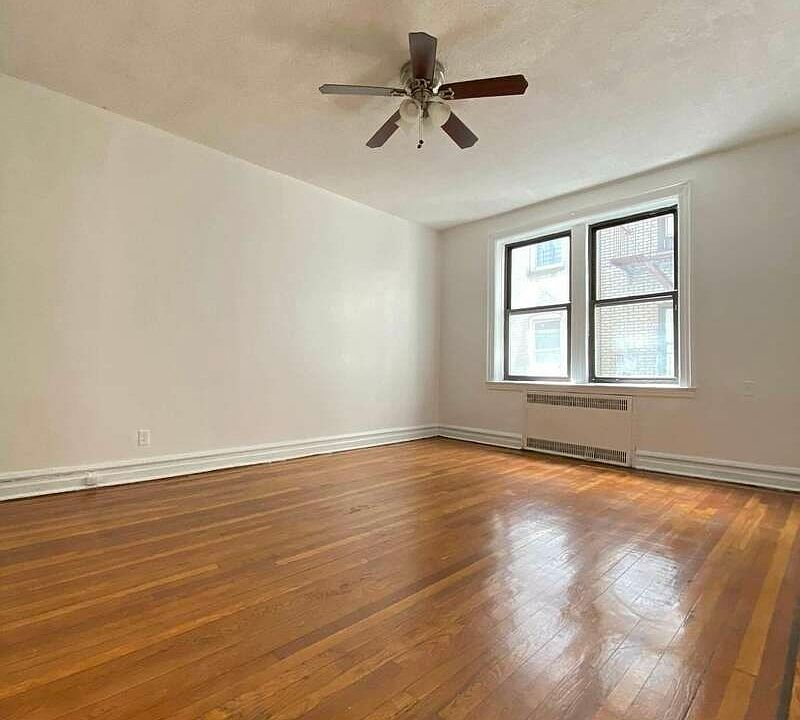 2nd image of 341 E 19th St #Dd
