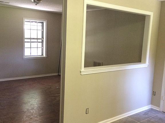 Dining or Hearth room