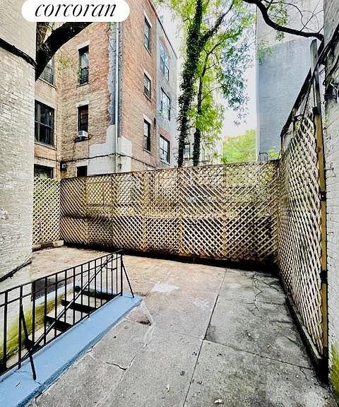 334 Riverside Dr #1 — Photo 11